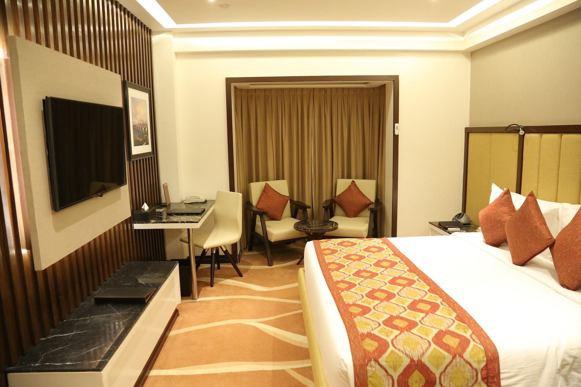 Radisson Lucknow City Center Exterior foto