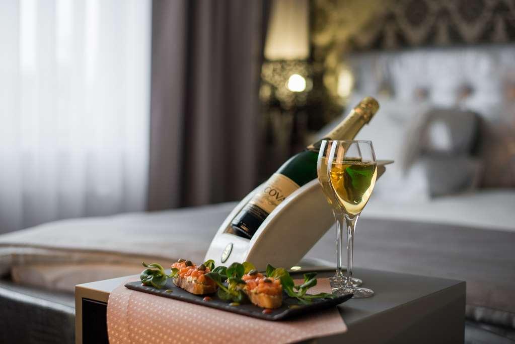 Radisson Lucknow City Center Zimmer foto